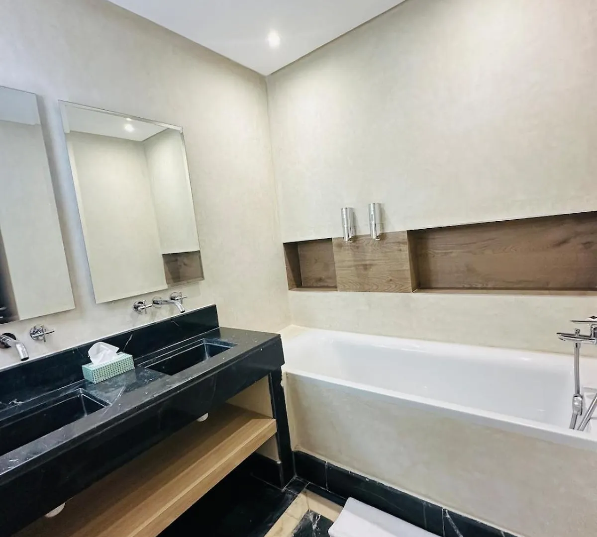Incroyable 3 Room Pool 5 Min De M Avenue Marrakesh Apartment